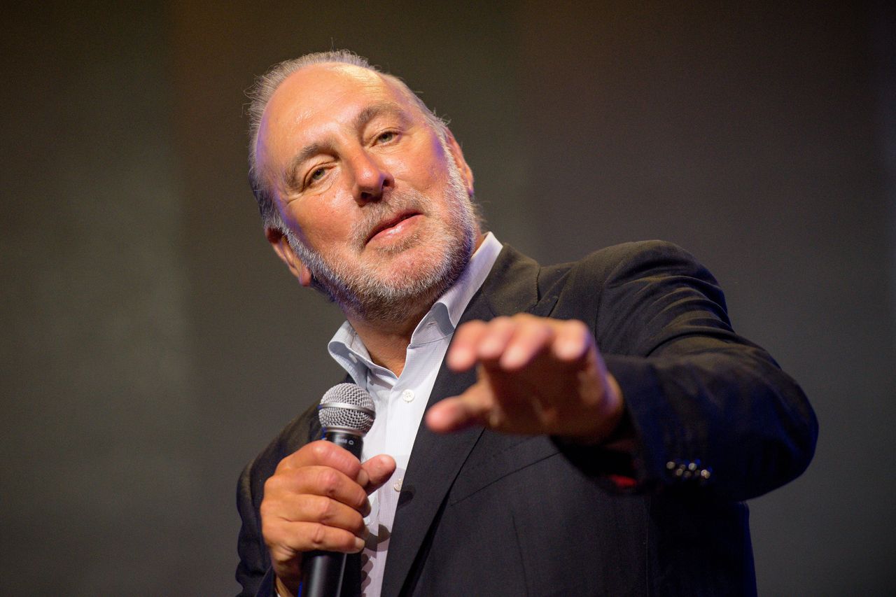 Hillsong megachurch founder Brian Houston acquitted of covering fatherâs 1970â²s child sex abuse