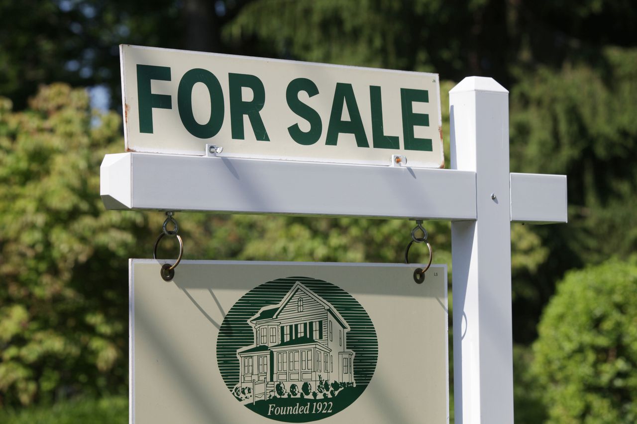 Home values in Baldwin County decline slightly in July