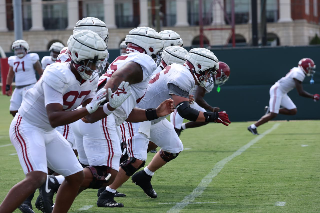 How Dallas Turnerâs story helps Alabama's young offensive linemen