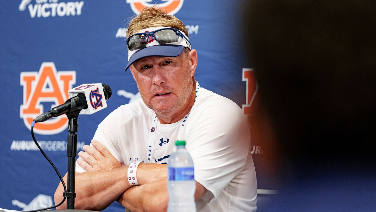 Hugh Freeze gives injury update following Auburnâs first scrimmage