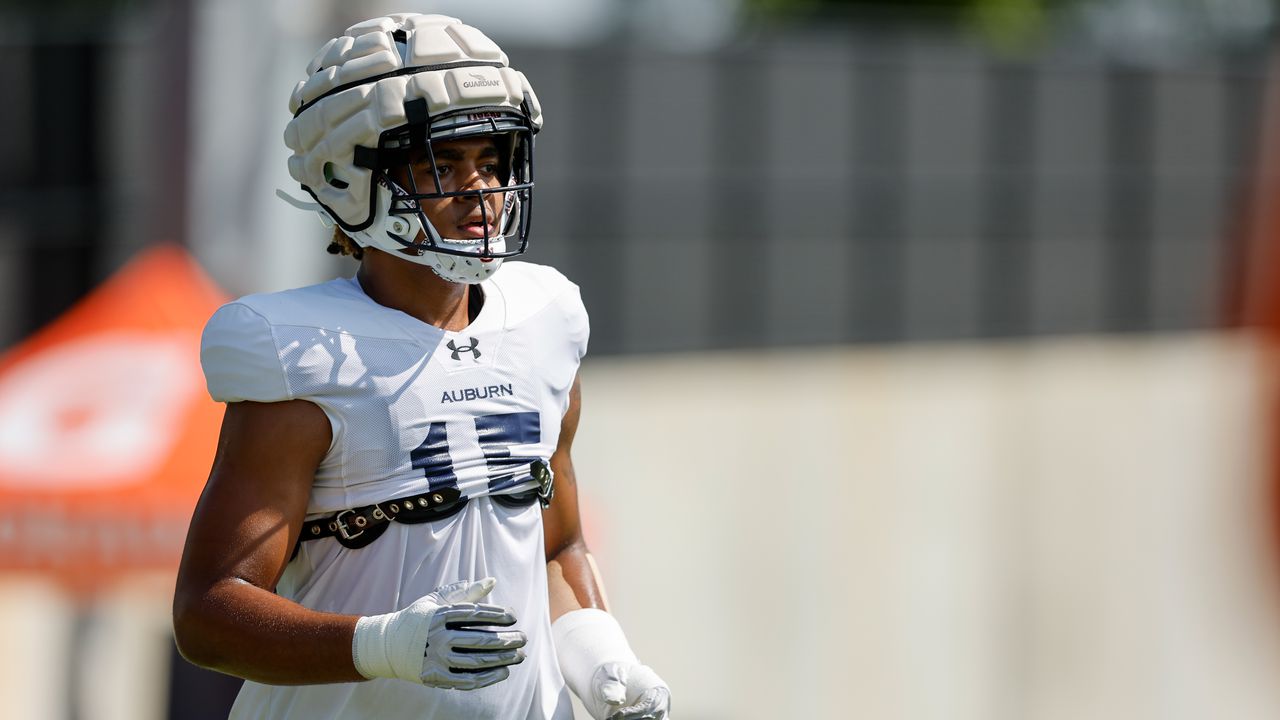 Hugh Freeze with injury updates on Faulk, Keys, McLeod, others after Auburnâs second scrimmage