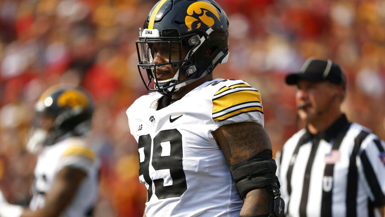 Iowa D-lineman suspended for season in gambling probe