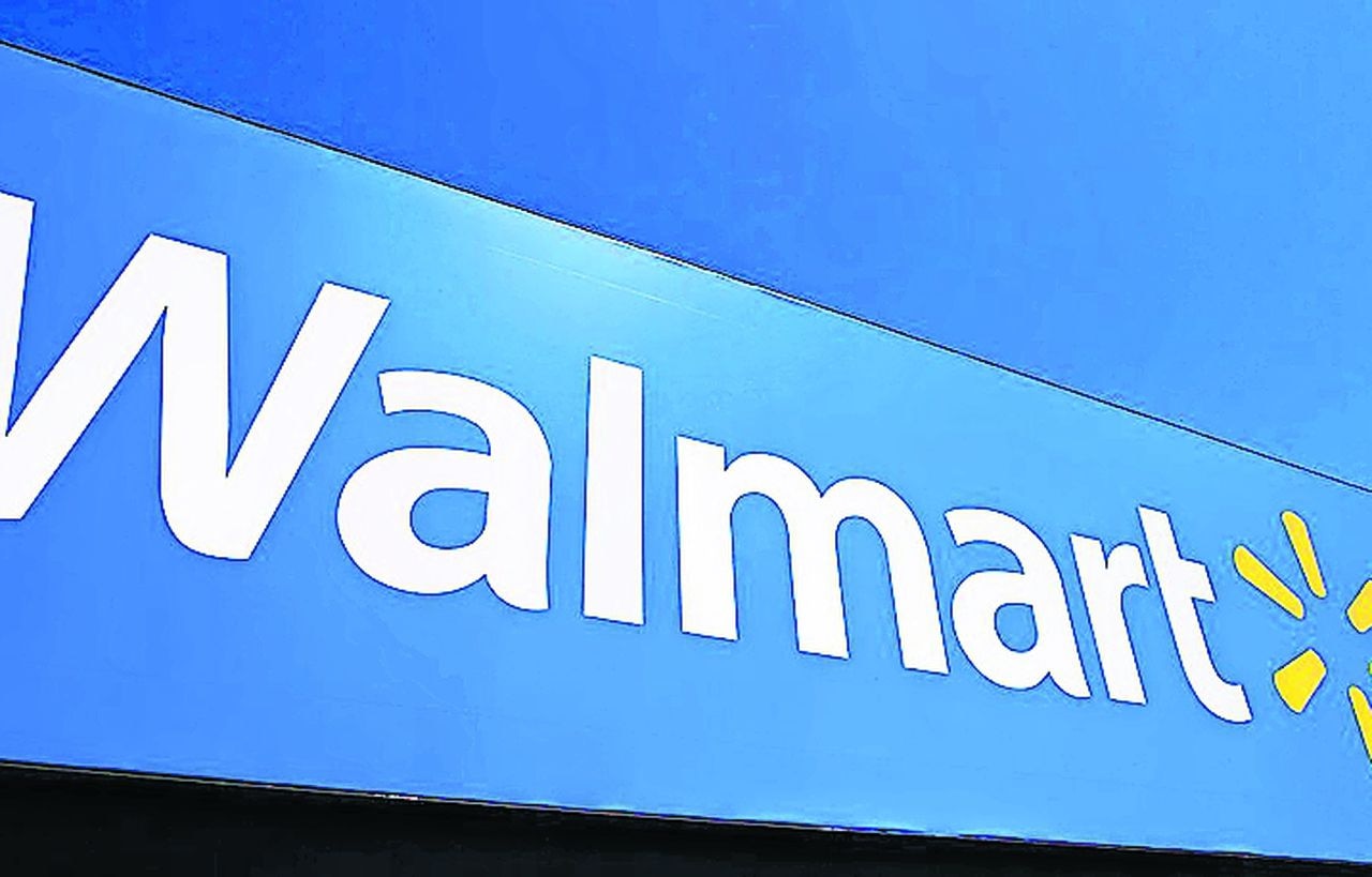 Leeds Walmart shut down by apparent arson in womenâs clothing section