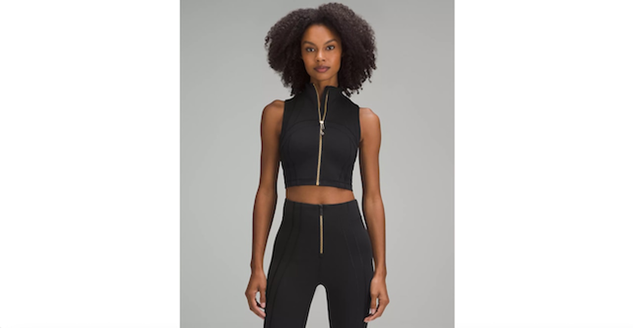 Define Cropped Full-Zip Tank Top Luon