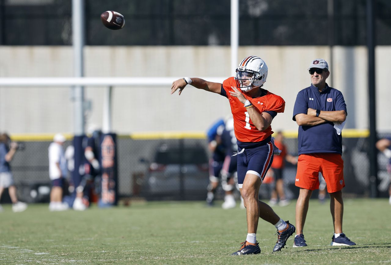 Observations from practice No. 11: Payton Thorneâs official first reps as the starter