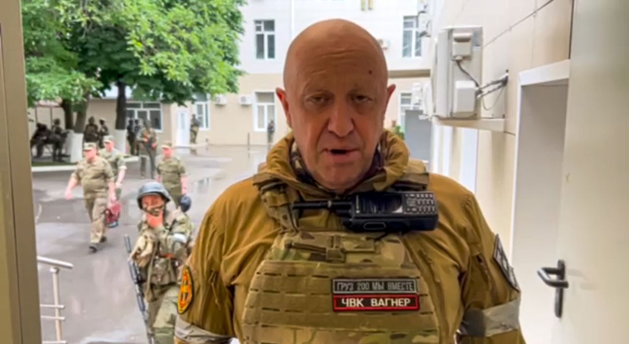 Russian jet crash kills 10: Mercenary Yevgeny Prigozhin on passenger list