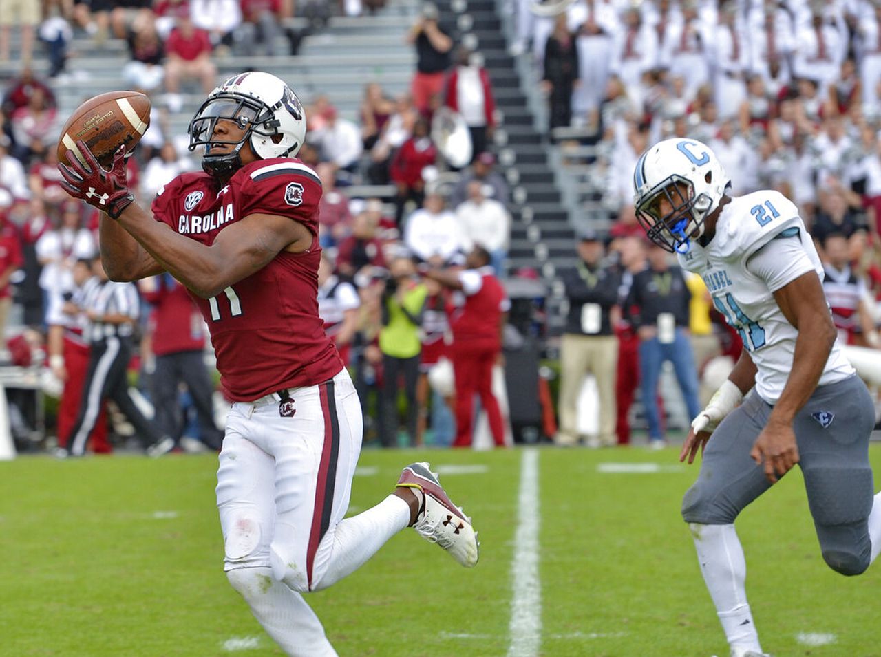 South Carolina wide receiver Pharoh Cooper catches a touchdown pass