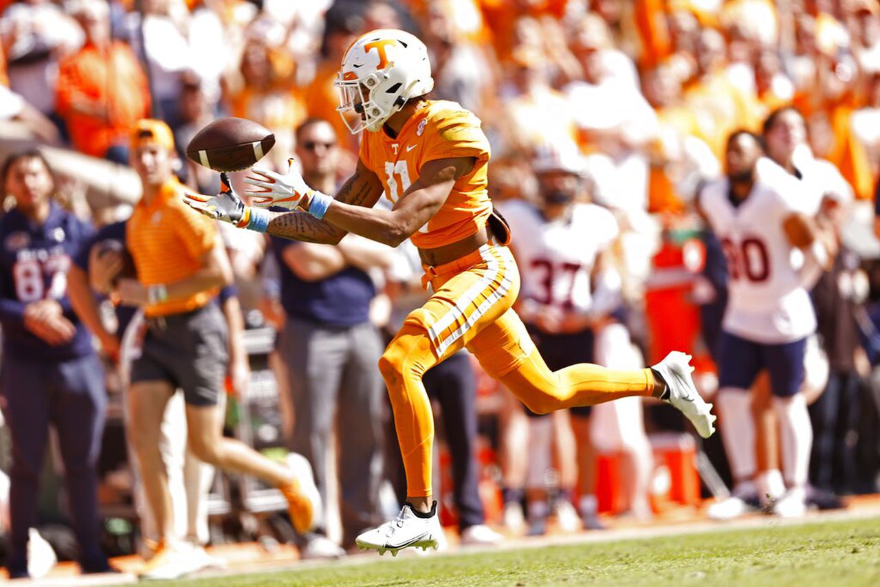 Tennessee wide receiver Jalin Hyatt catches a touchdown pass