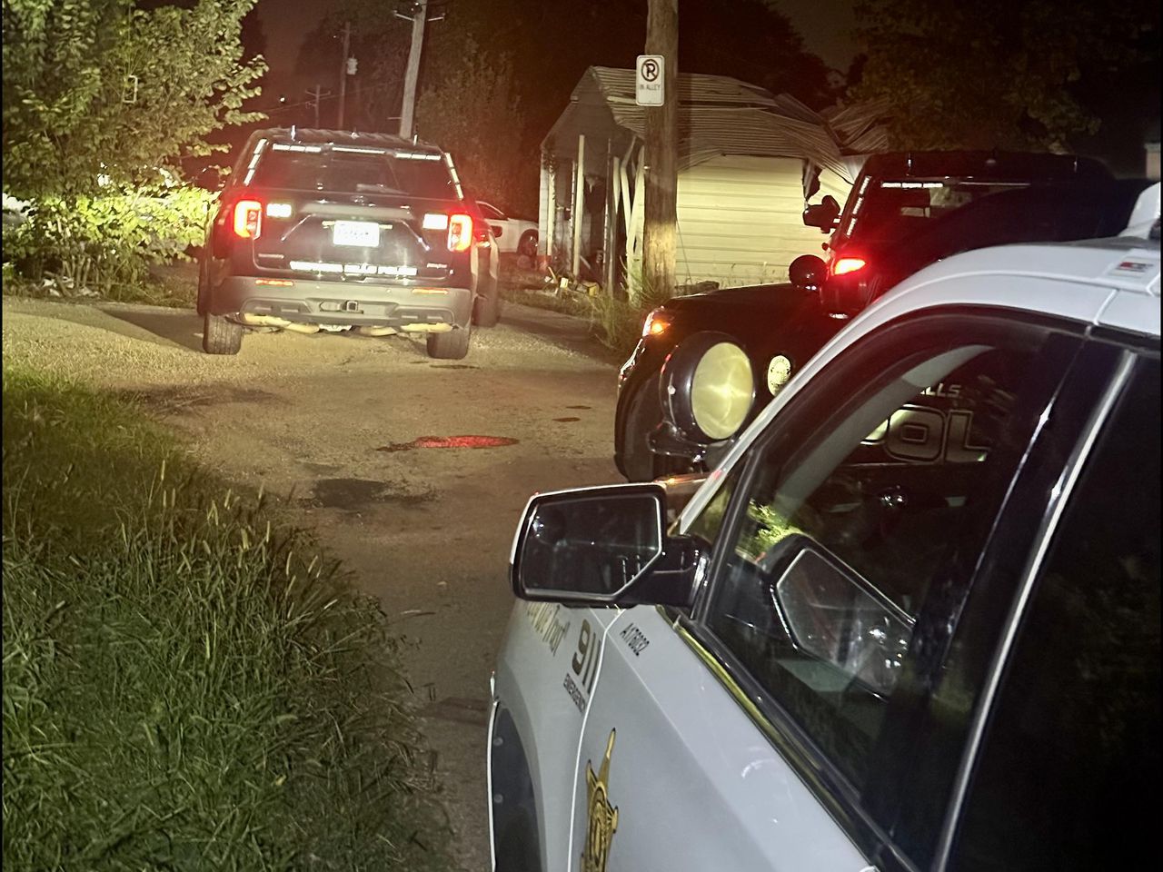 Shots fired during police chase, manhunt that began in Vestavia Hills, ended in Birmingham