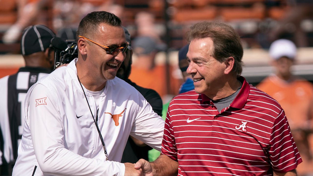 Texasâ Jeff Banks compares playing at Alabama to Kansas, Iowa State