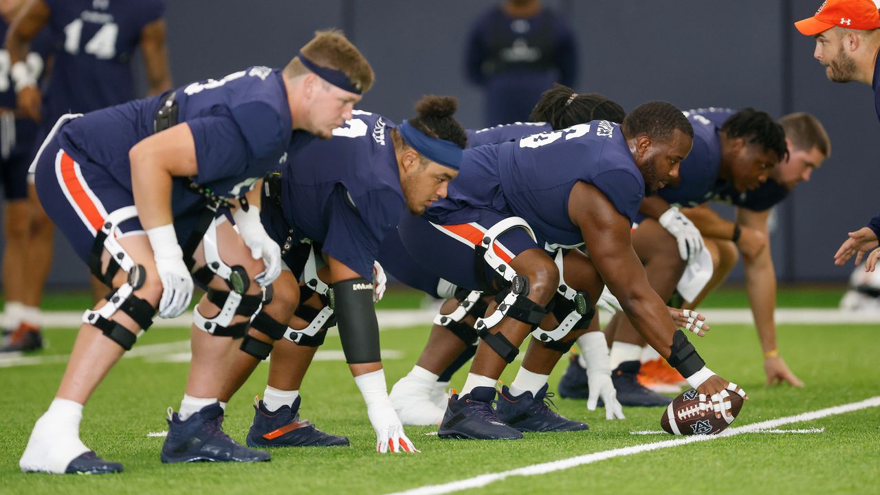The new-look Auburn offensive line is going to âbring the juiceâ