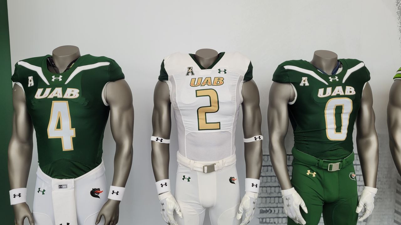 UAB football unveils new uniforms for 2023 season