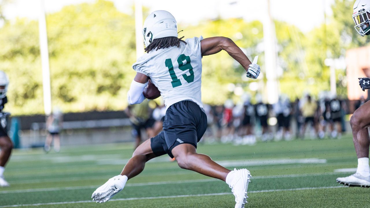 UABâs Tejhaun Palmer receives official âfreakâ status ahead of final season