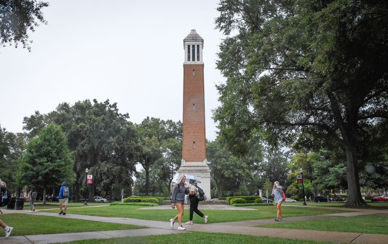 University of Alabama enrollment expected to break records for the fall