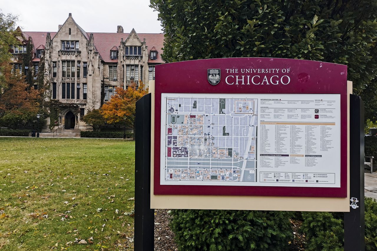 University of Chicago settles admissions suit alleging it favored wealthy applicants