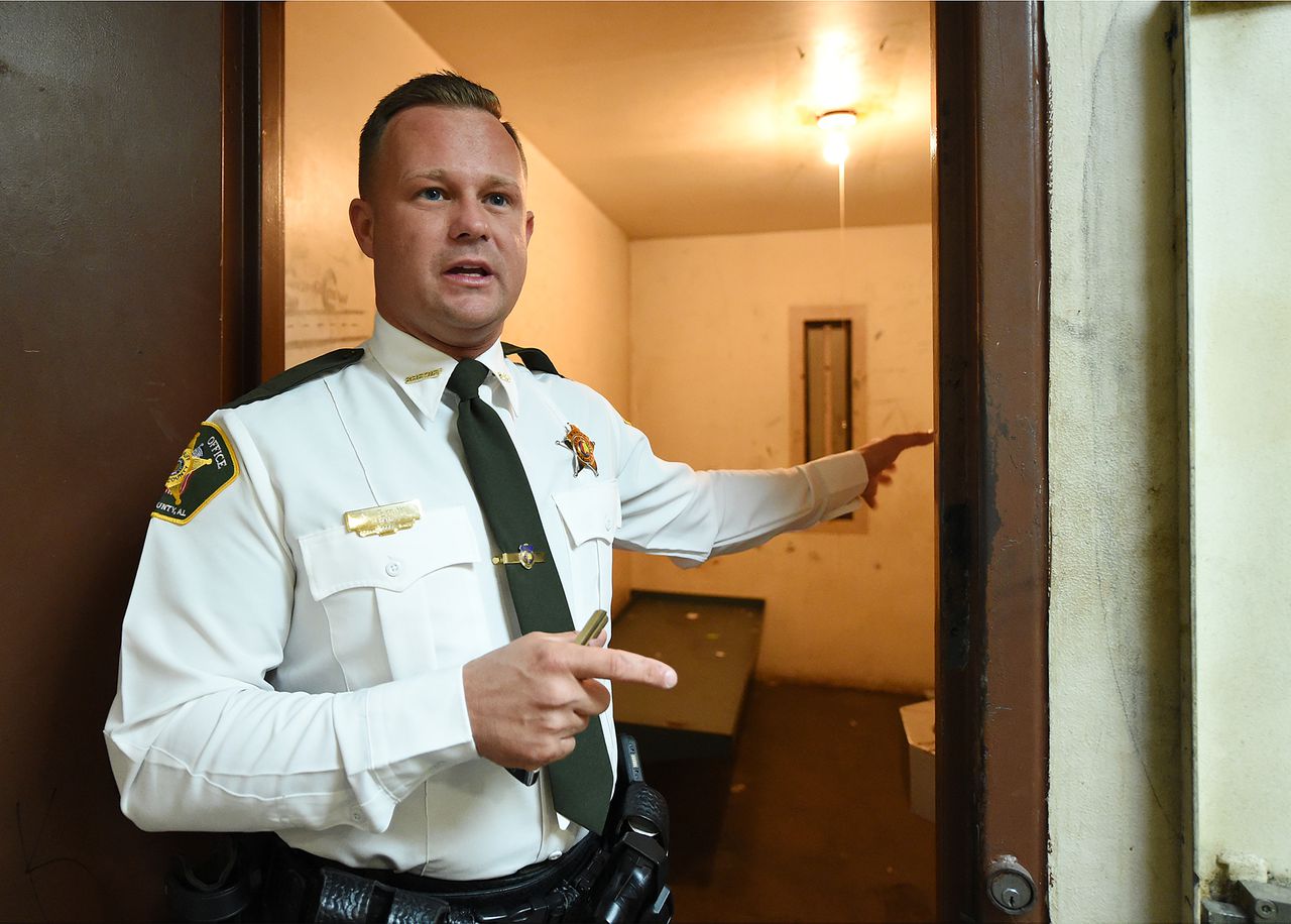 Sheriff Nick Smith gives tour of Walker County Jail