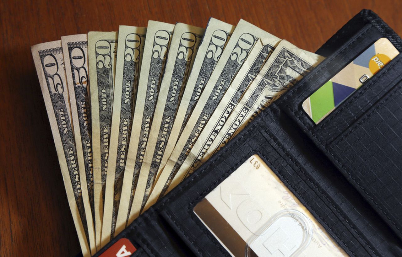 When will Alabama start sending $300 tax rebate checks? Who qualifies?