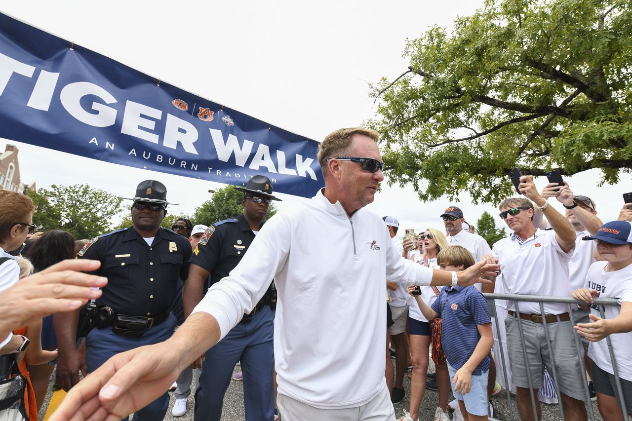 A timeline of Hugh Freezeâs responses to Jarquez Hunterâs status