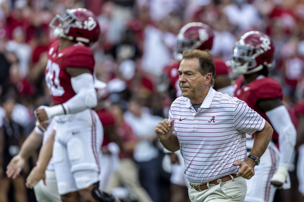 âFuture is nowâ for Alabama, Saban would be âshockedâ if Tide donât regroup