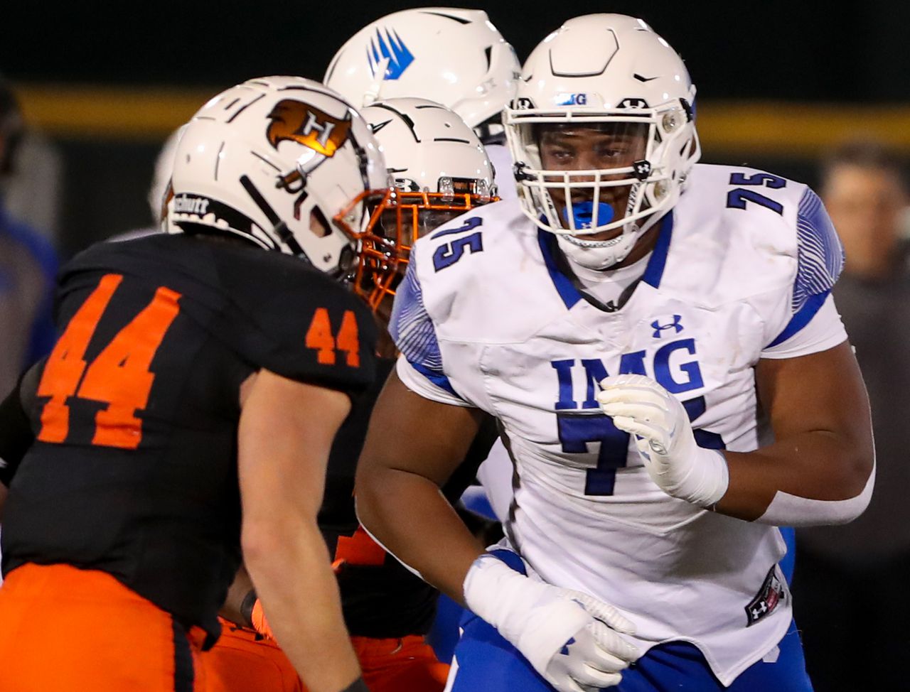 IMG Academy at Hoover HS Football