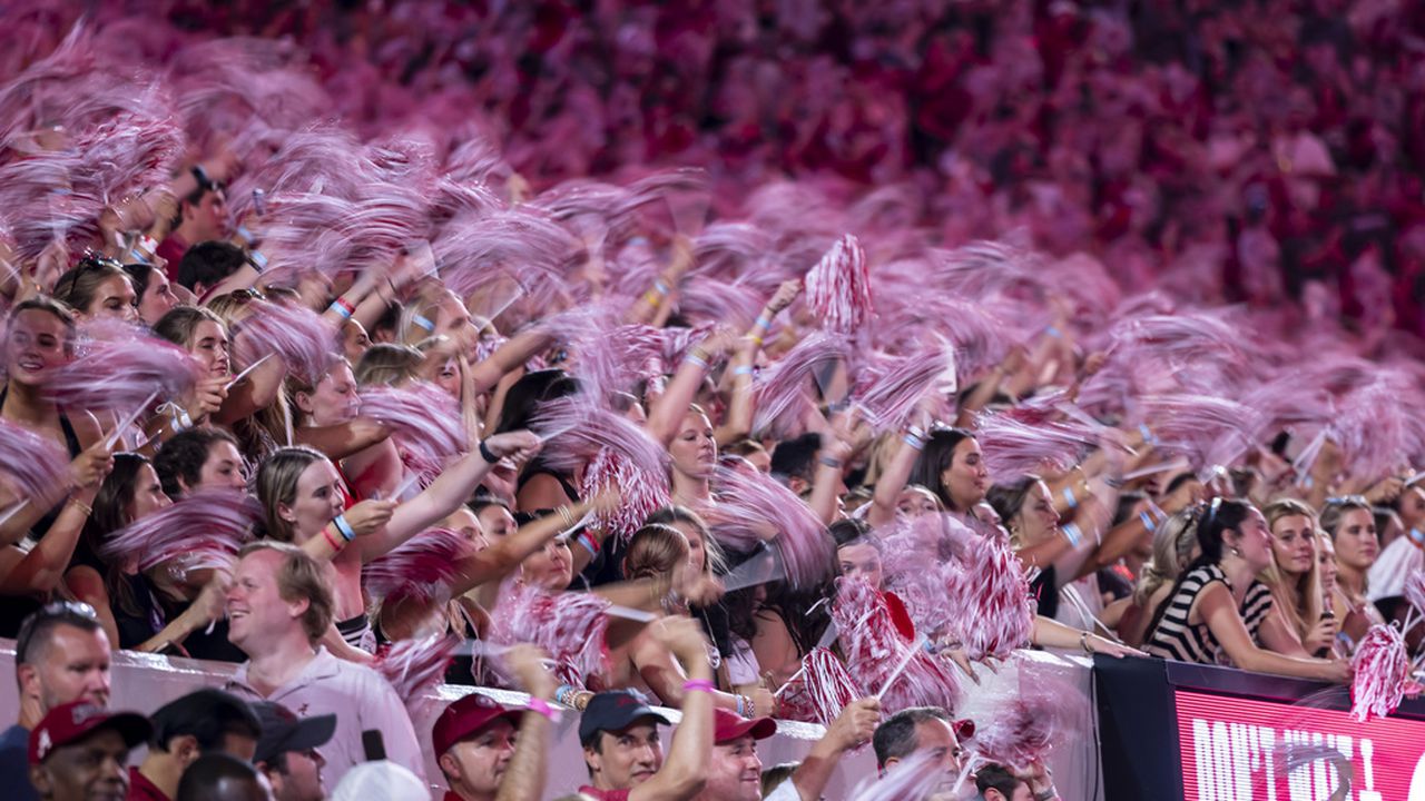 Alabama athletics 'disgusted' at reports of Texas fan harassment in Bryant-Denny Stadium