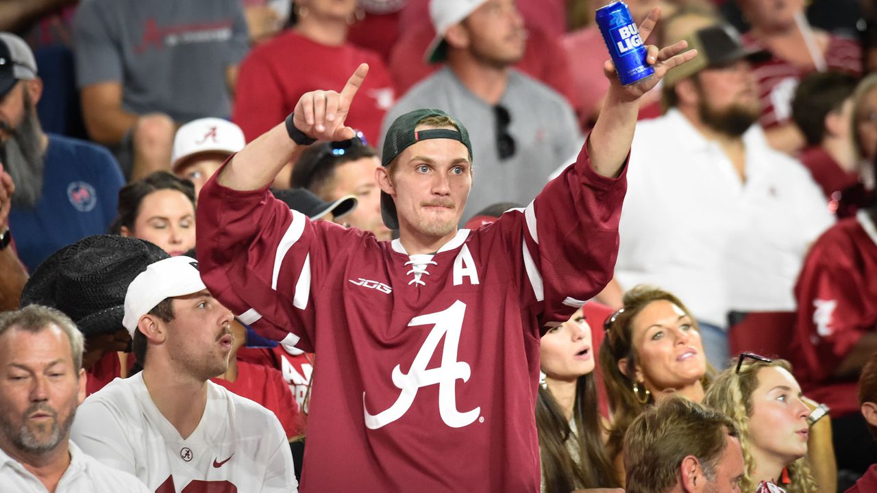 Alabama Fans in the Stands 2023: MTSU