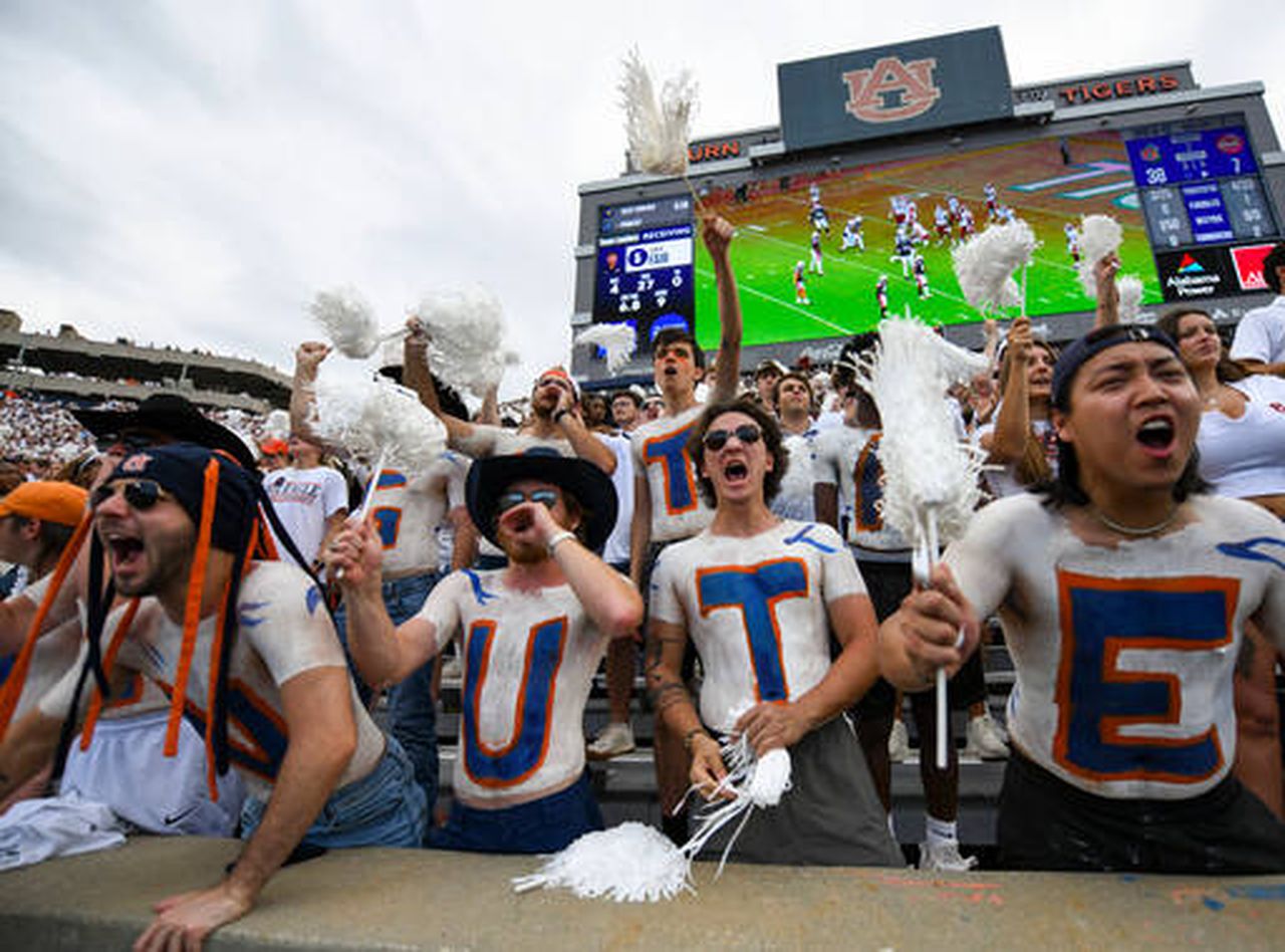 Auburn gets commitment from top OL recruit DeAndre Carter