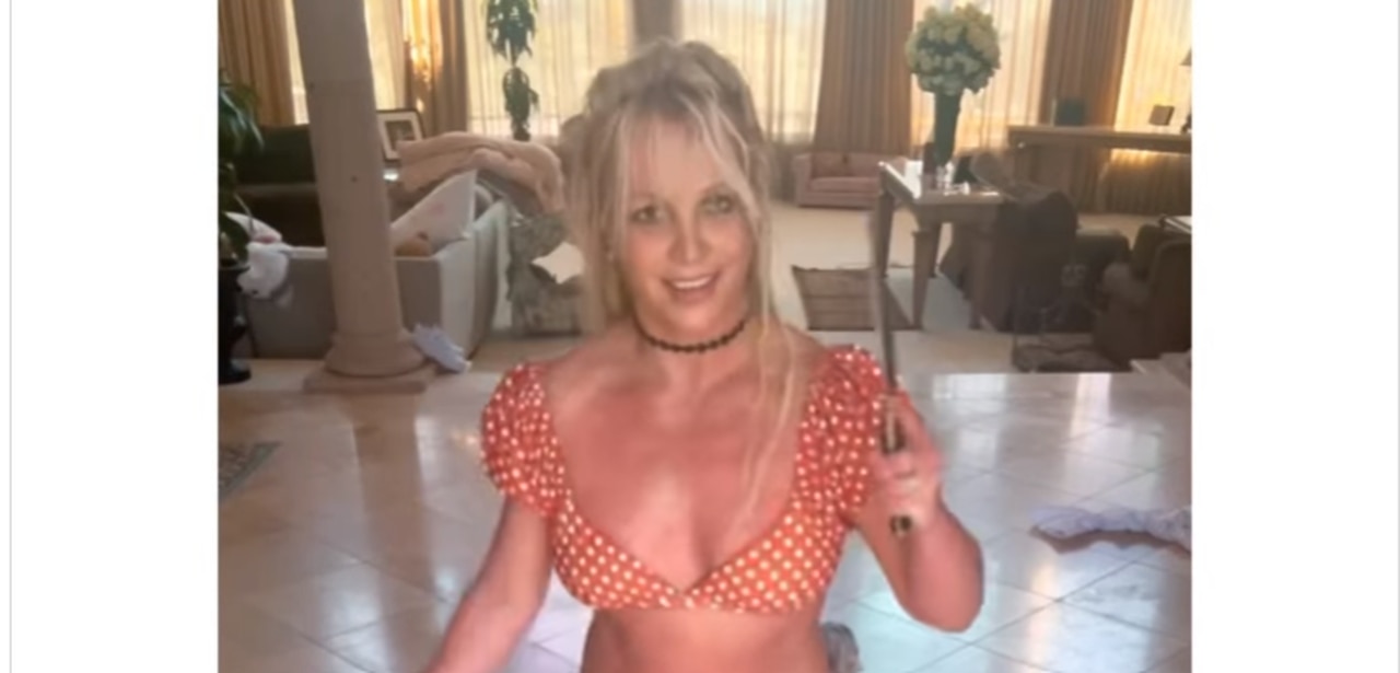 Britney Spears: Knives in Instagram dance video that prompted police check were rented props