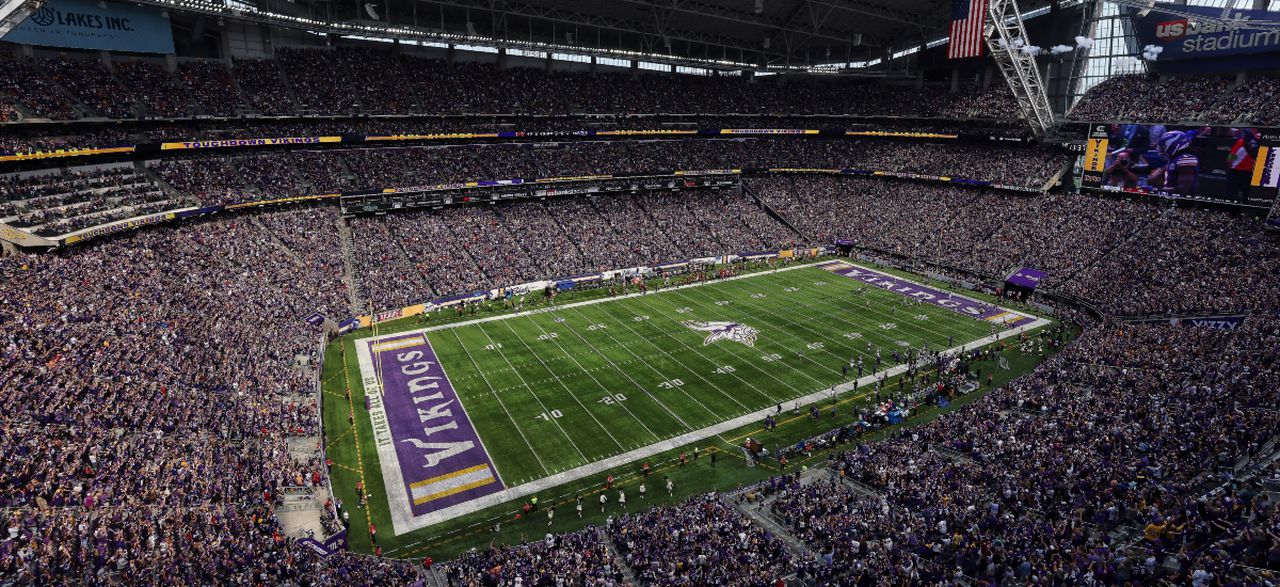 Caesars Sportsbook promo code GETGET: Claim $250 in bonuses on Vikings vs. Eagles Thursday Night Football