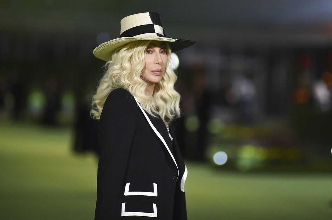 Cher had her son kidnapped from a hotel on his wedding anniversary, court records say