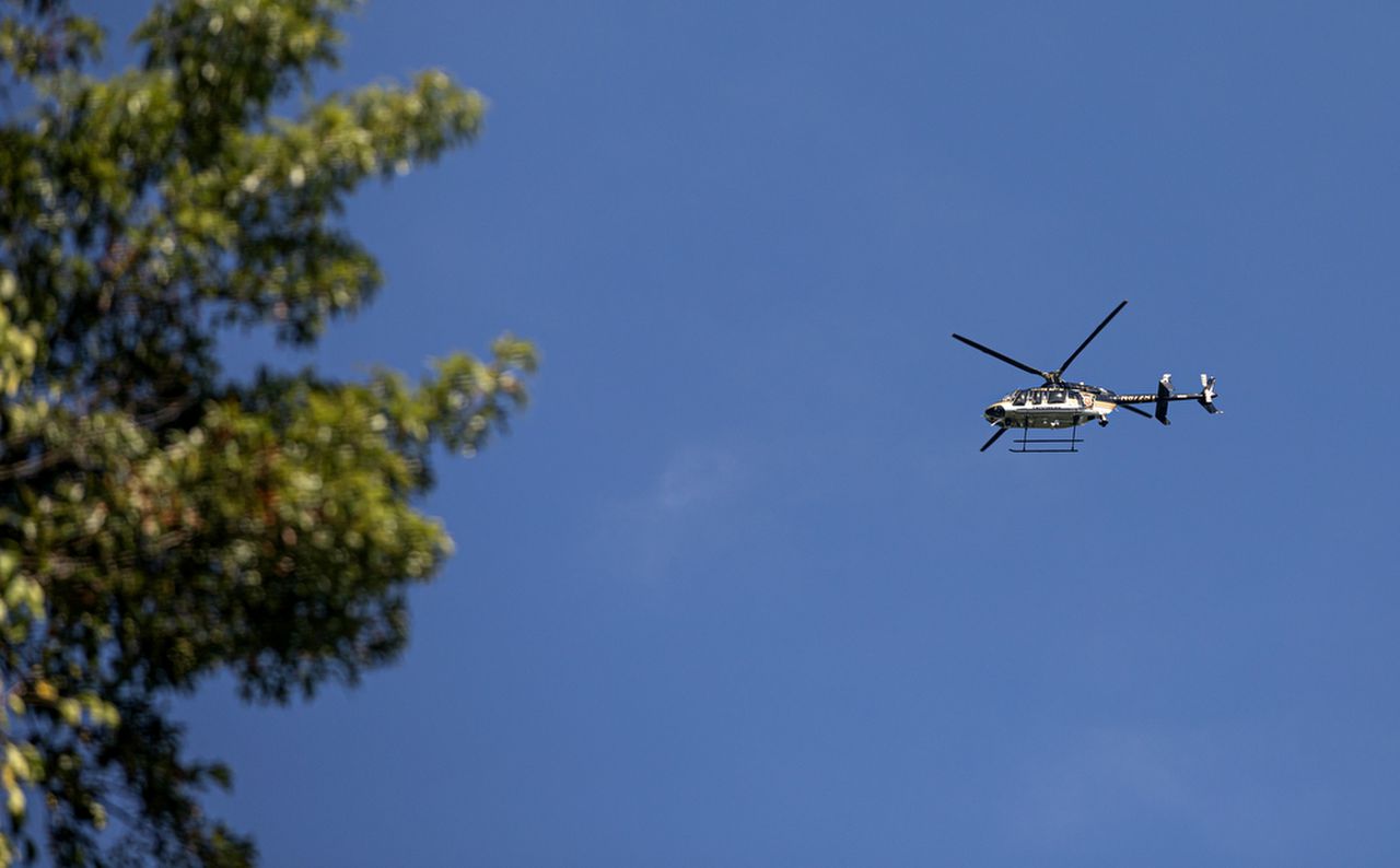 Danelo Cavalcanteâs mother urges him to surrender in Portuguese message broadcast from helicopter