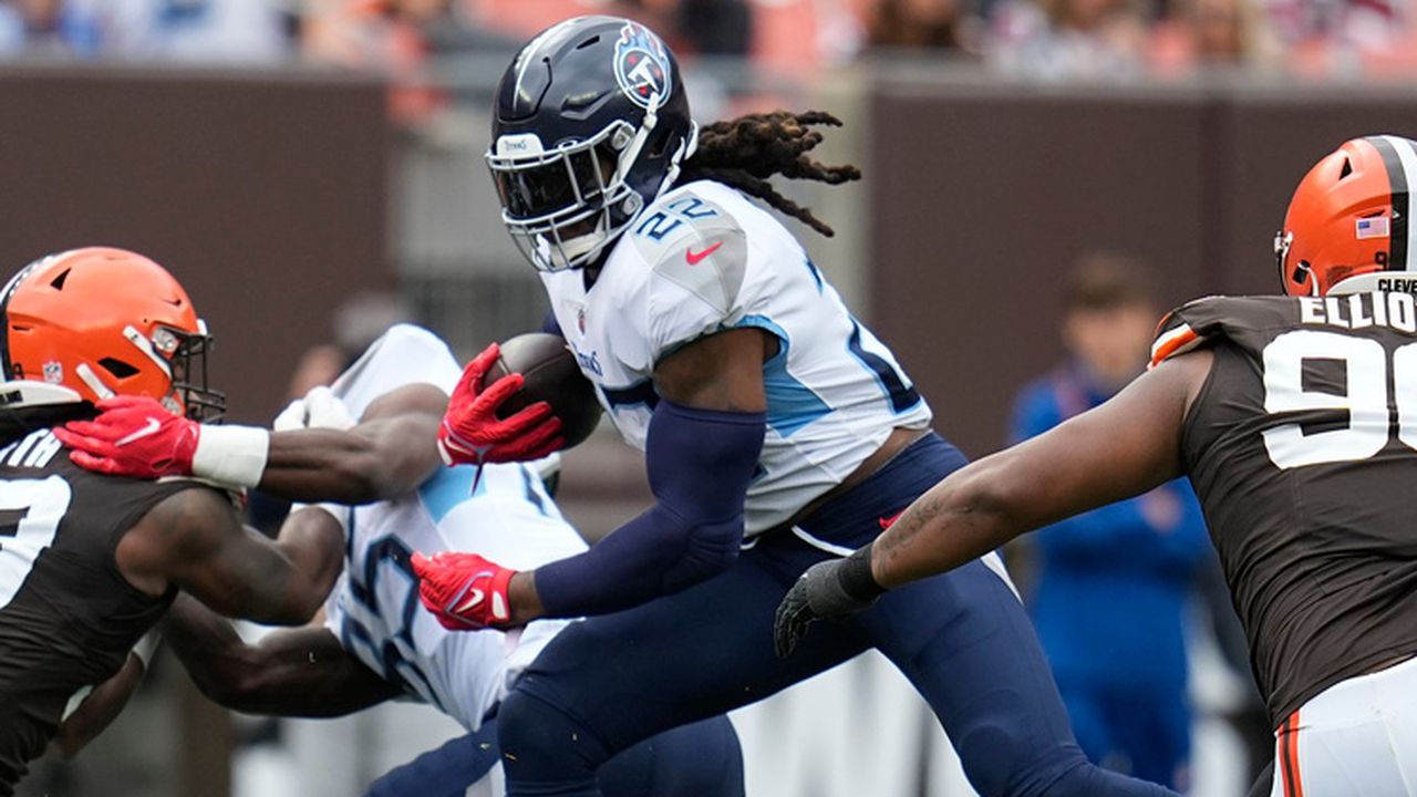 Derrick Henry playing with âa little more fuelâ Sunday