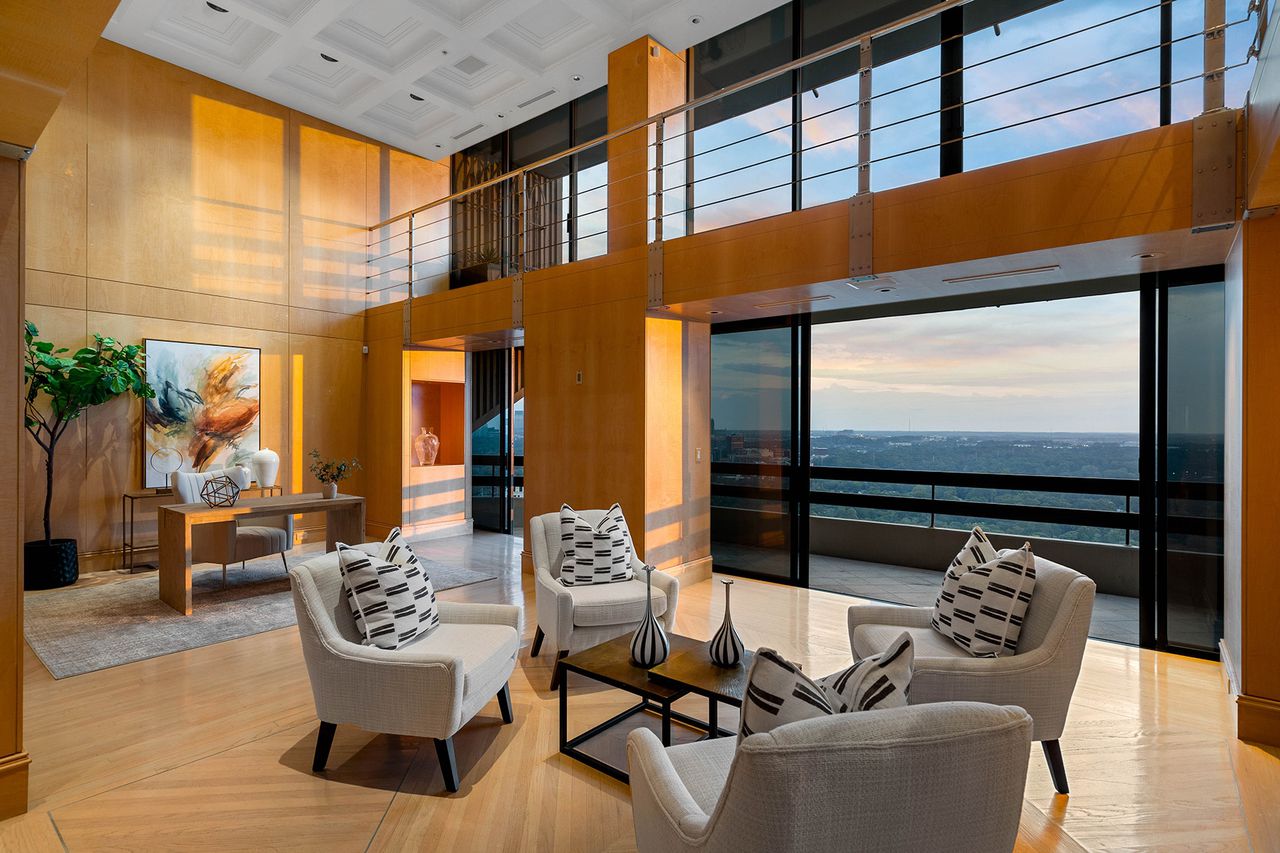 Elton John selling megamansion-sized Atlanta condo for $5 million