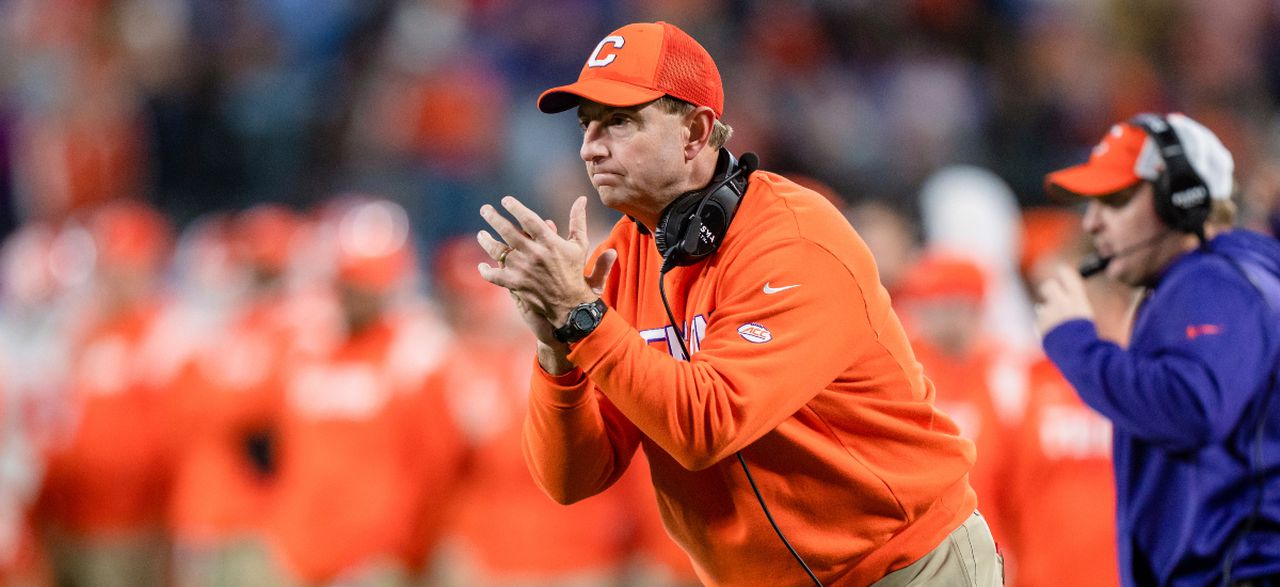 Fans declare âClemsoningâ back after Dabo Swinney falls to Riley Leonard, Duke