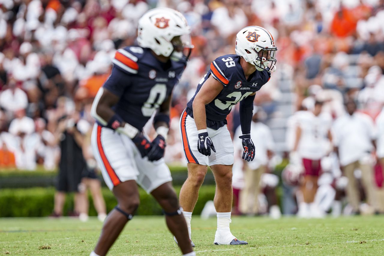 AUBURN, AL - 2023.09.02 - UMass vs. Auburn