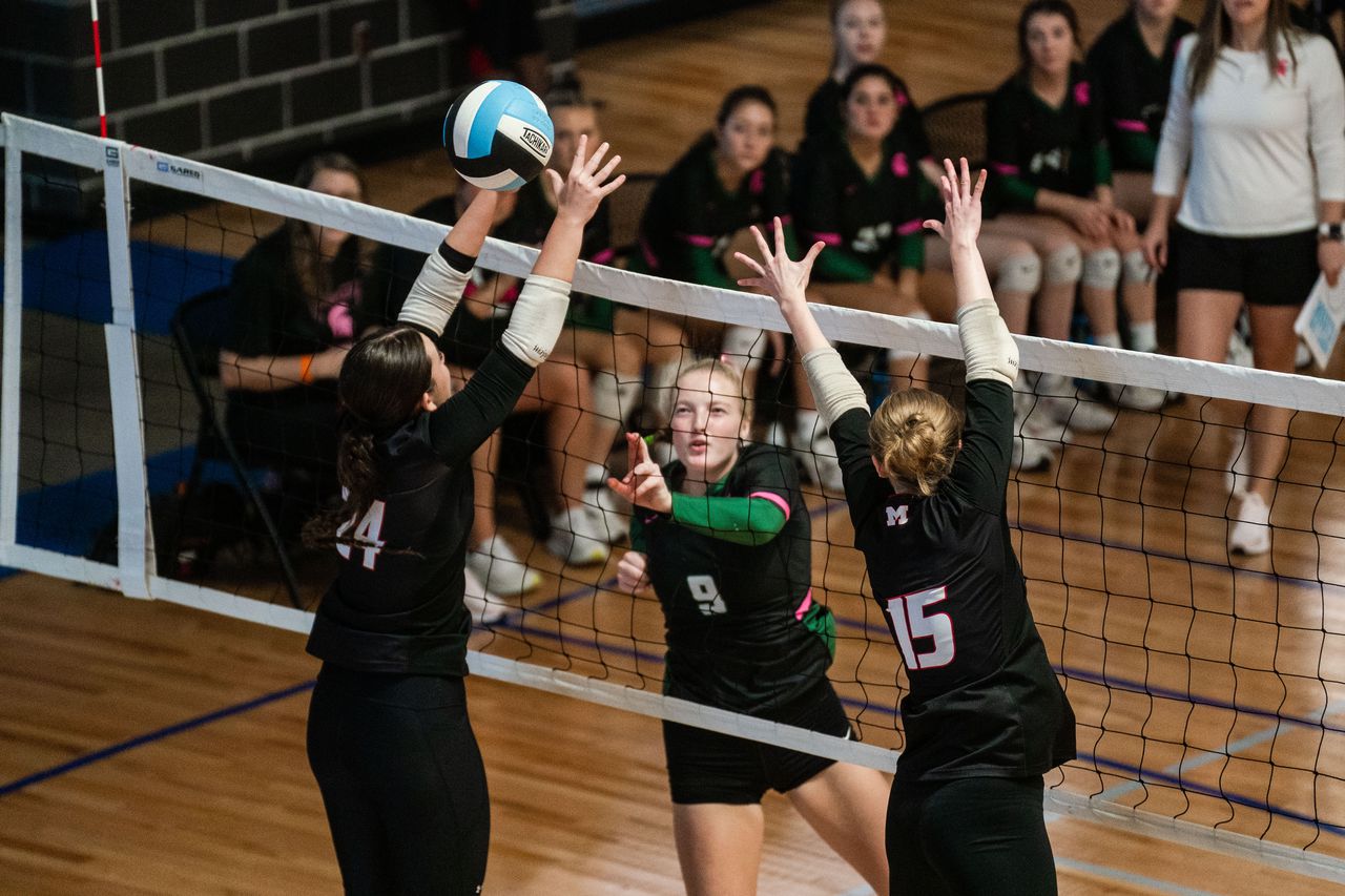 HS volleyball update: Mountain Brook ends Bob Jonesâ win streak, earns HeffStrong title