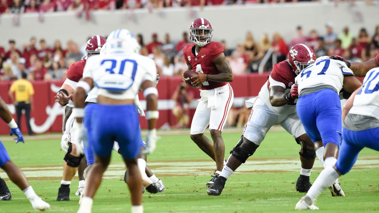 Jalen Milroe produces 5 Alabama touchdowns before sitting against MTSU