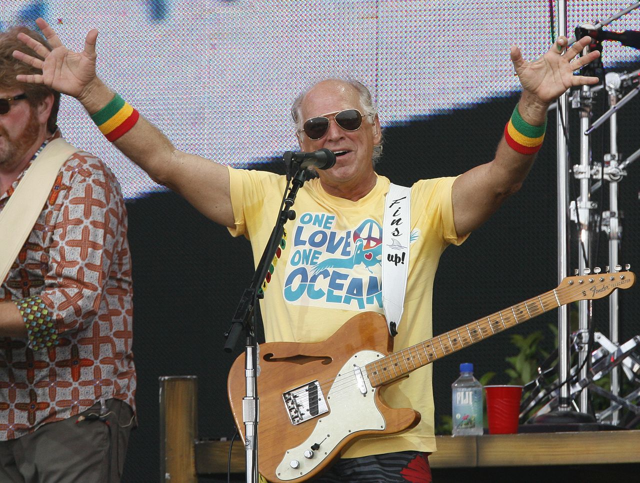 Jimmy Buffett fans in Mobile to honor hometown hero with second line parade