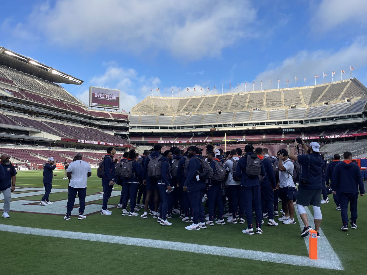 Live updates: Auburn football goes to Texas A&M for first SEC game of 2023 season