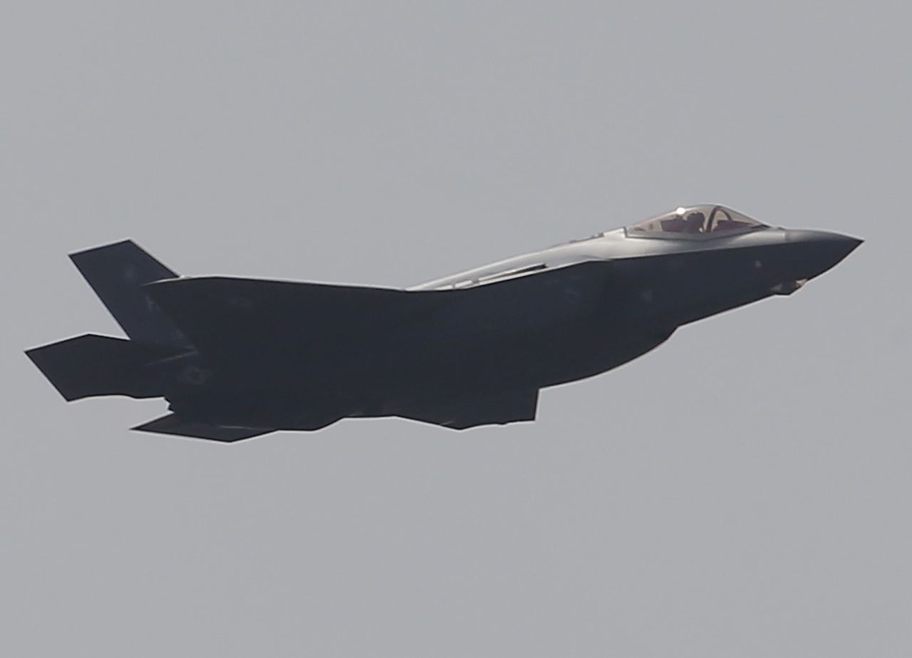 Marineâs Lockheed Martin F-35 Lightning II jet vanishes after pilot ejects over South Carolina