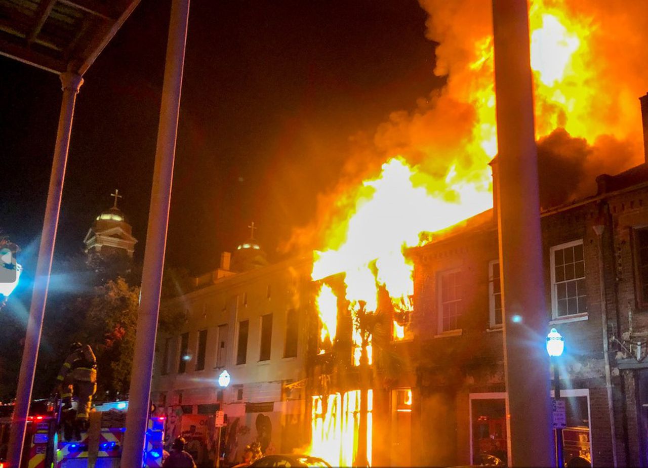 Mobile firefighters stopped 3-alarm downtown fire from destroying entire city block, agency says