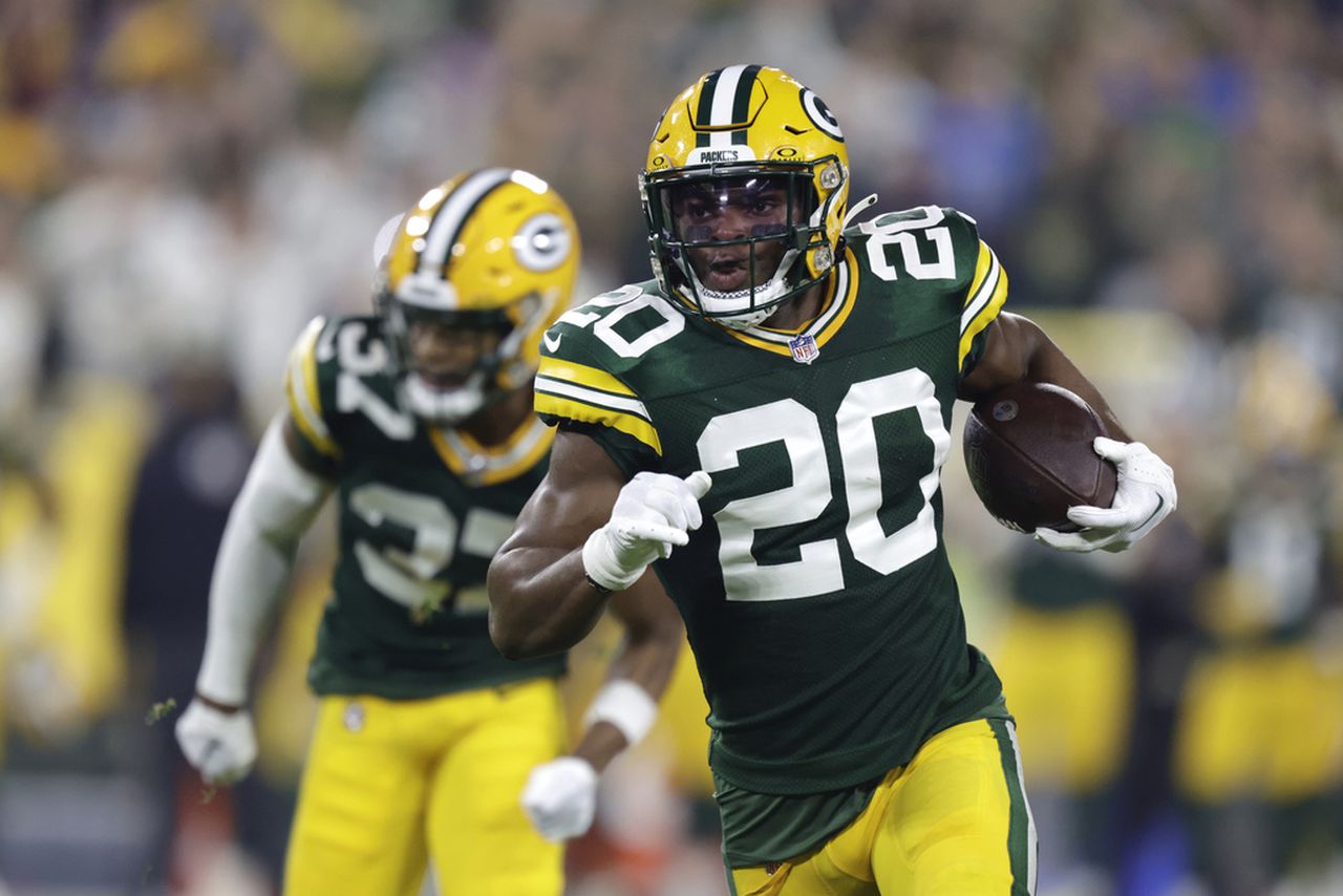 NFL Thursday night: Detroit downs Packers at Lambeau