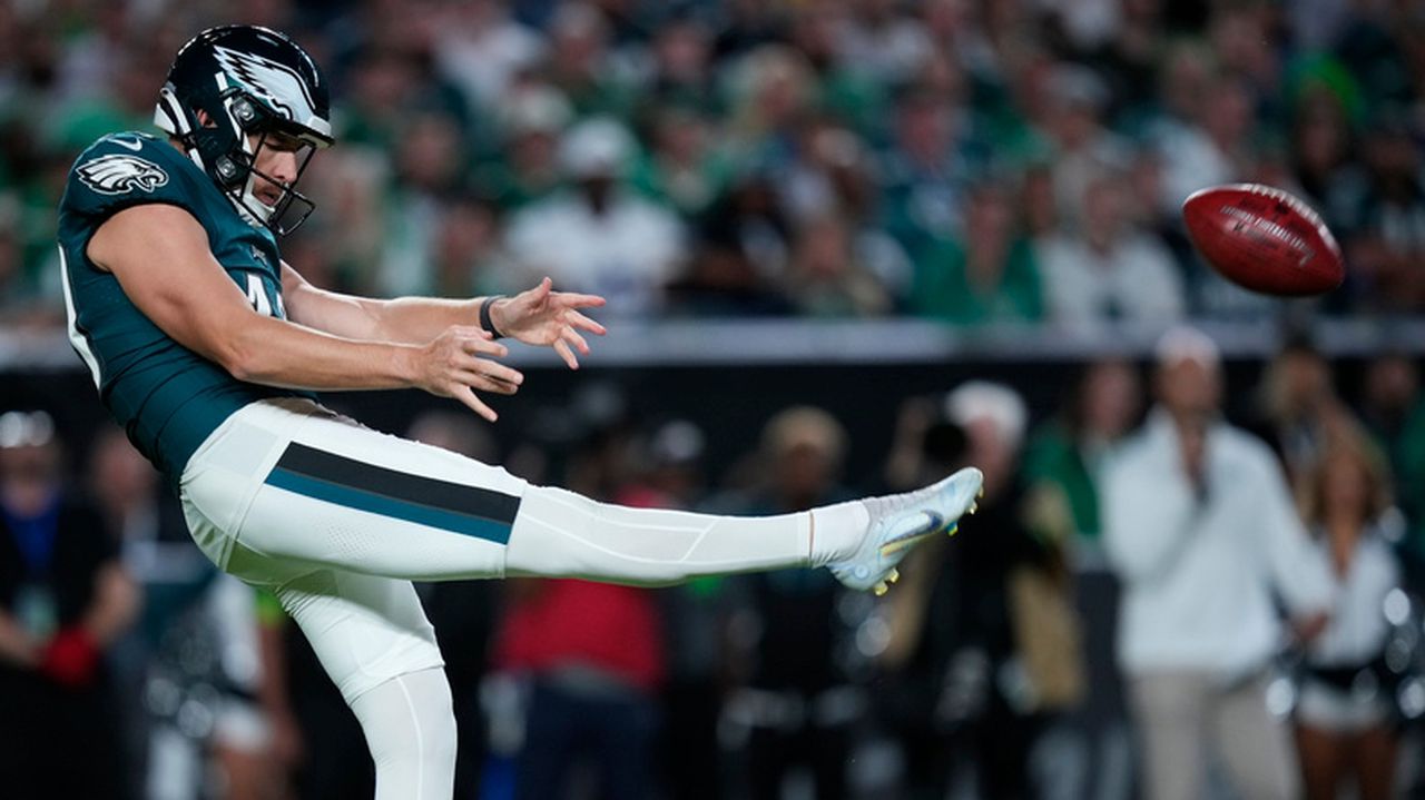 Philadelphia Eagles replace former Auburn punter