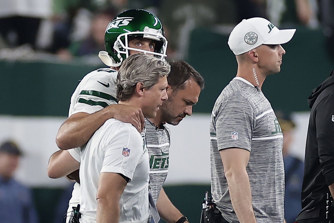 Reports: Aaron Rodgers has torn Achilles, MRI confirms