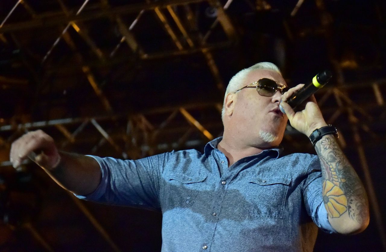 Smash Mouth singer Steve Harwell is dead at 56