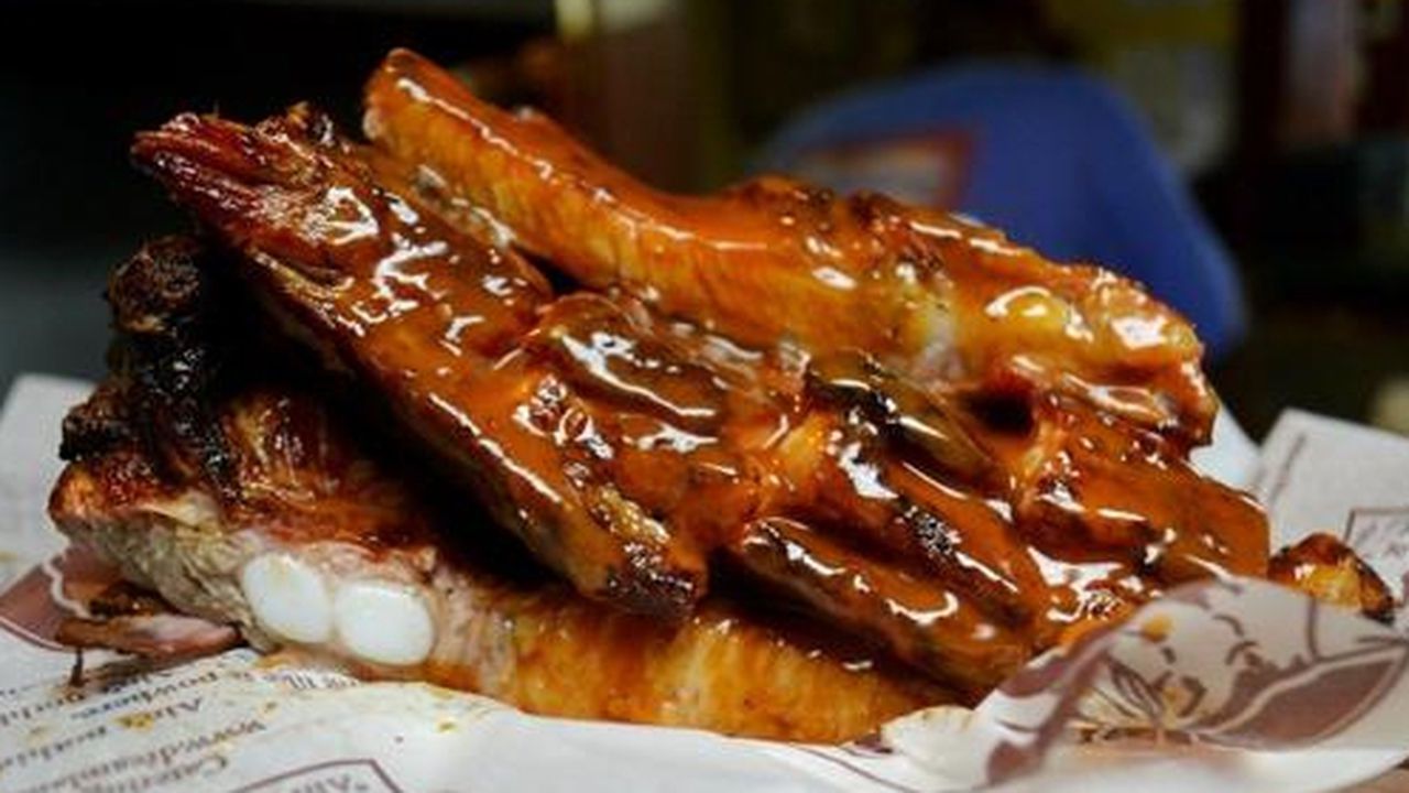 Southern Livingâs âTop 50 Barbecue Jointsâ include 3 from Alabama