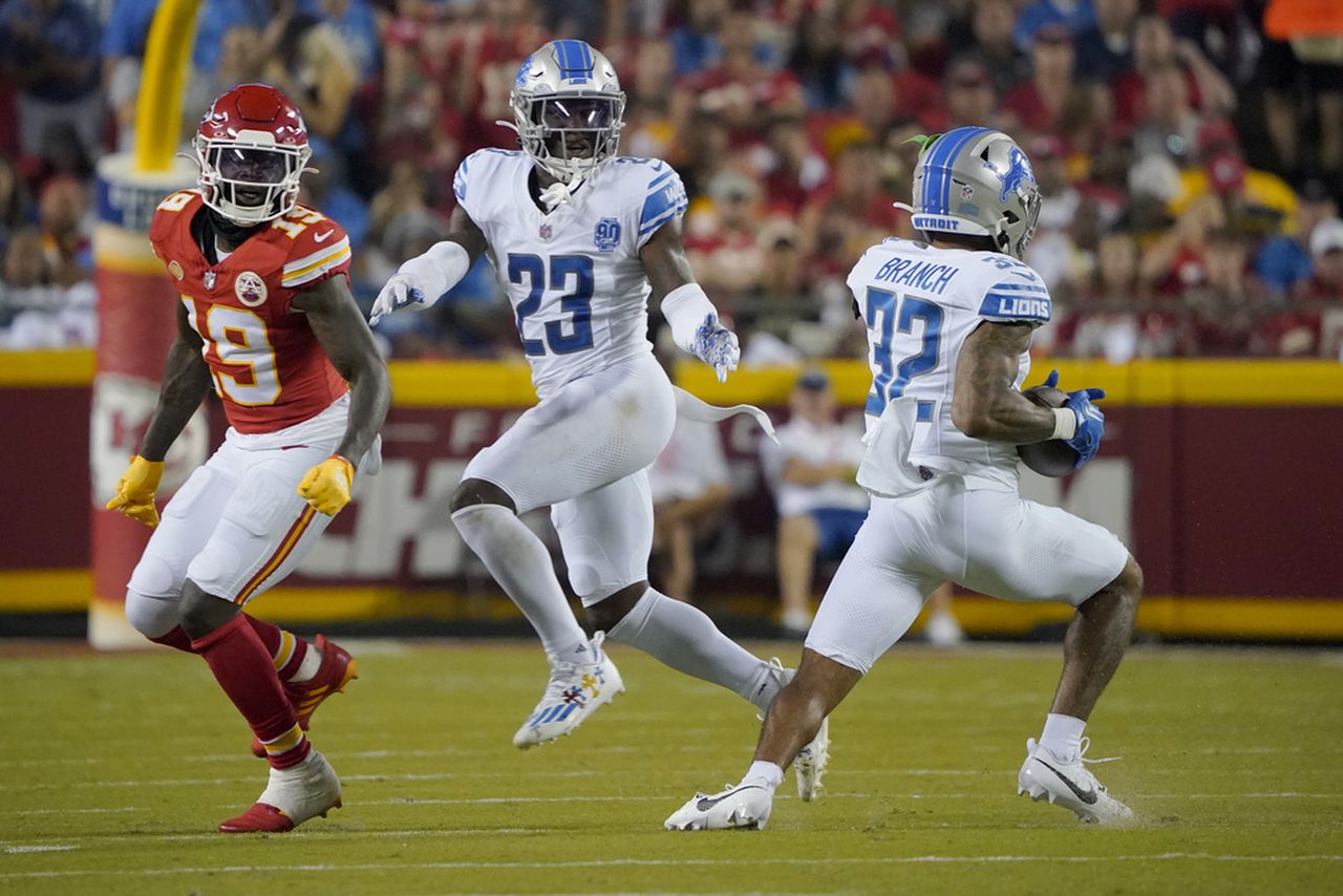 Thursday NFL: Alabama rookies help Lions upend Chiefs