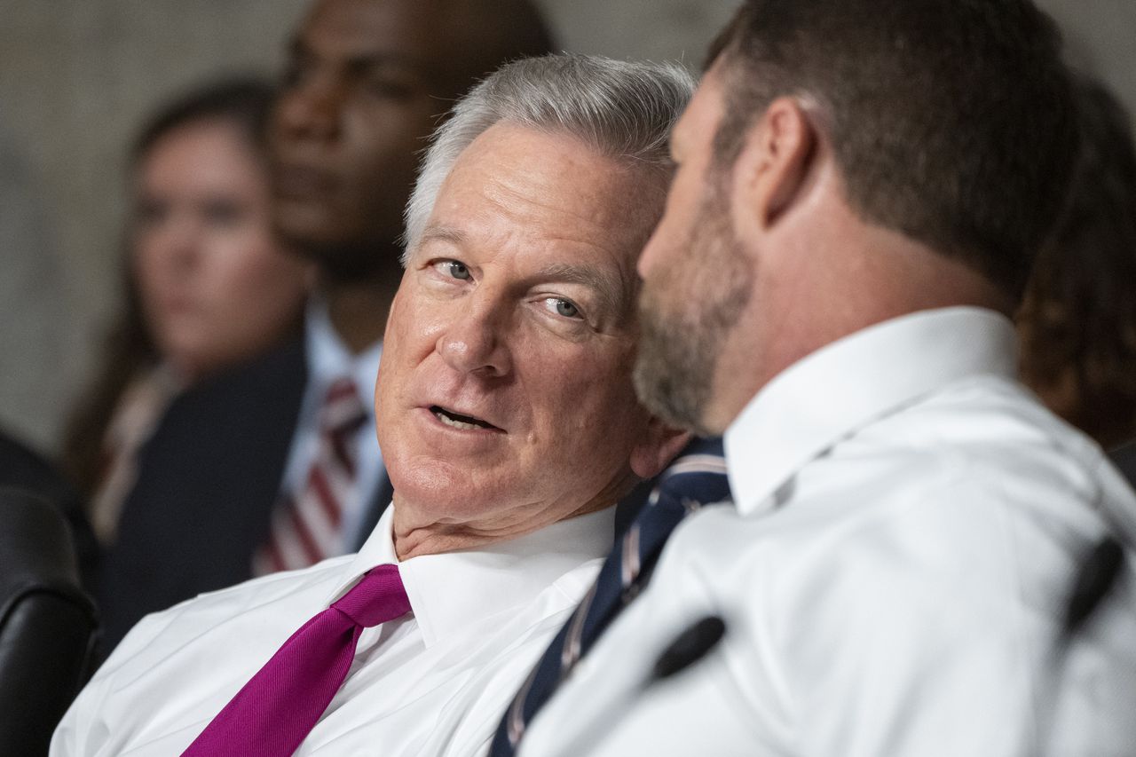 Tuberville says âhold is still in placeâ as 3 nominees advance: 316 military nominations still held up