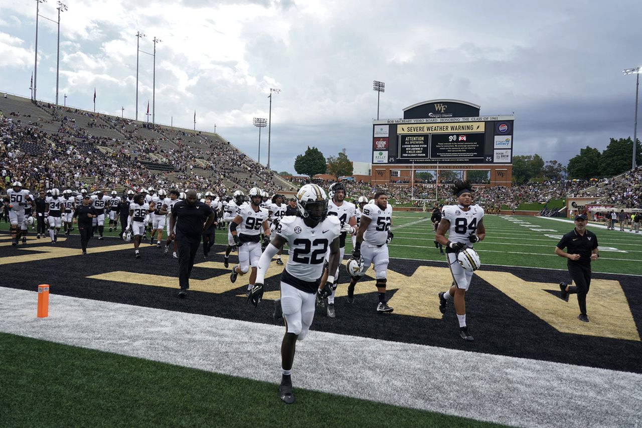 Vanderbilt-UNLV 2023 live stream (9/16), watch online