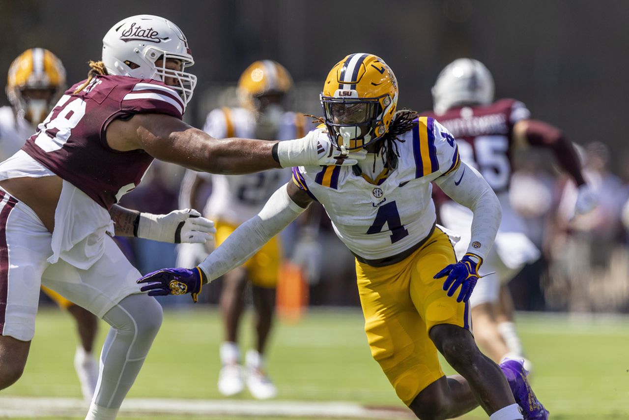 What TV channel is LSU-Arkansas on tonight? Live stream, how to watch online, time